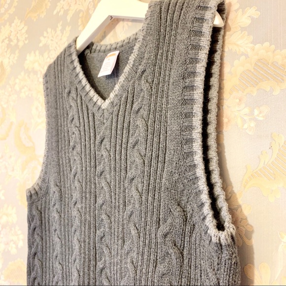 Boys Grey Sweater Vest Gymboree NWT Size 8 - Picture 2 of 8